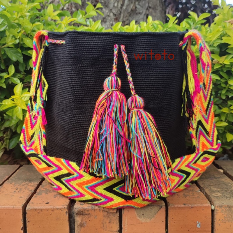 MOCHILA WAYUU NEGRA 6